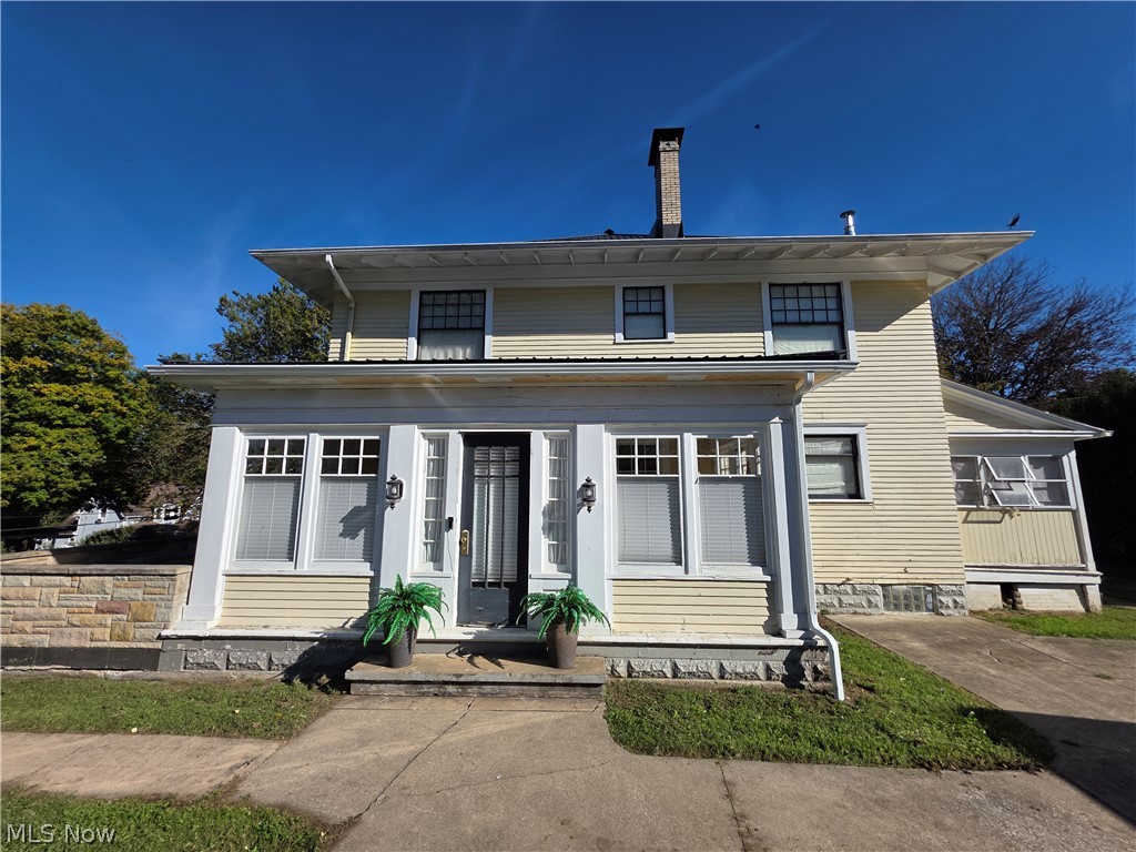413 Cross Street Newcomerstown OH 43832