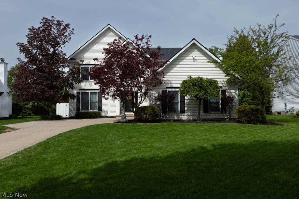 8409 Forest View Drive Olmsted Falls OH 44138