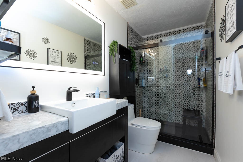 8409 Forest View Drive Olmsted Falls OH 44138