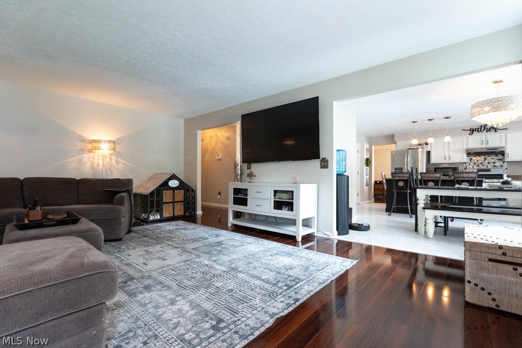 8409 Forest View Drive Olmsted Falls OH 44138