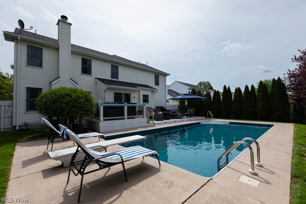 8409 Forest View Drive Olmsted Falls OH 44138
