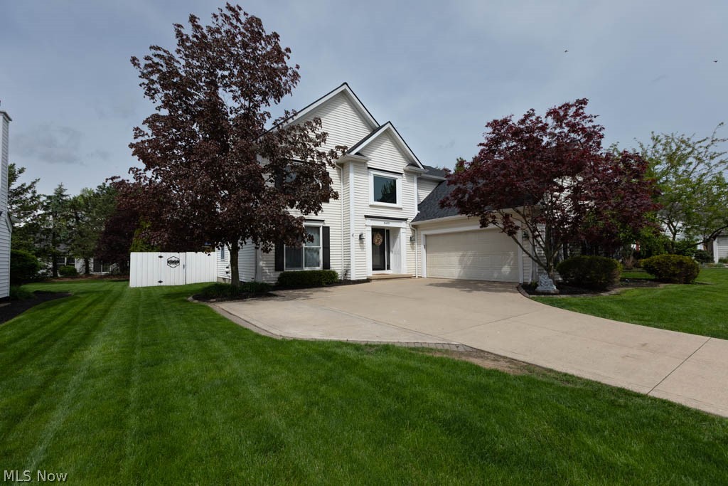 8409 Forest View Drive Olmsted Falls OH 44138