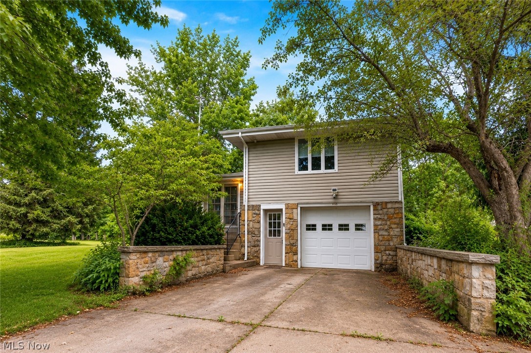 4146 Barclay Messerly Road Southington OH 44470
