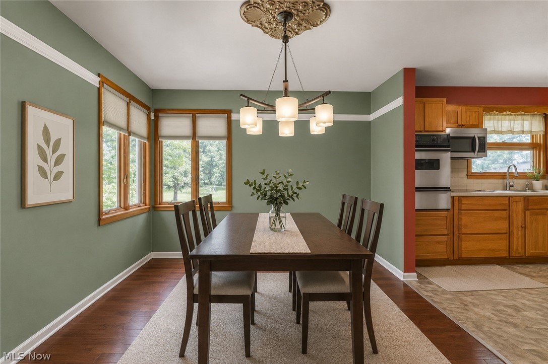 4146 Barclay Messerly Road Southington OH 44470
