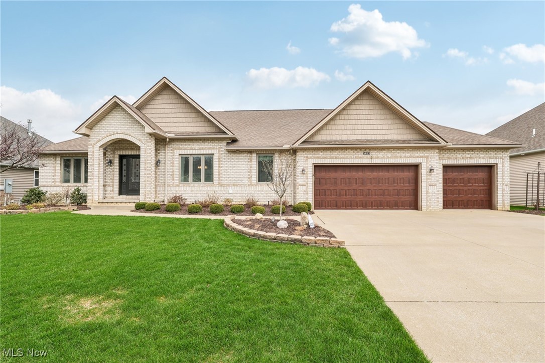21200 Castlewood Drive Strongsville OH 44149