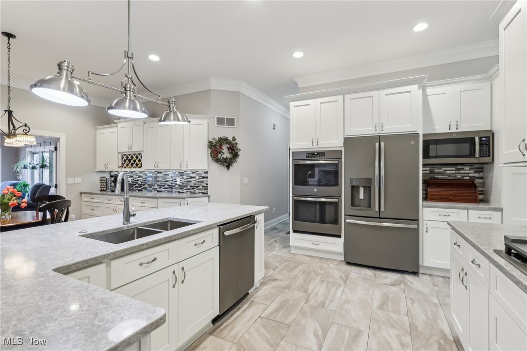 21200 Castlewood Drive Strongsville OH 44149