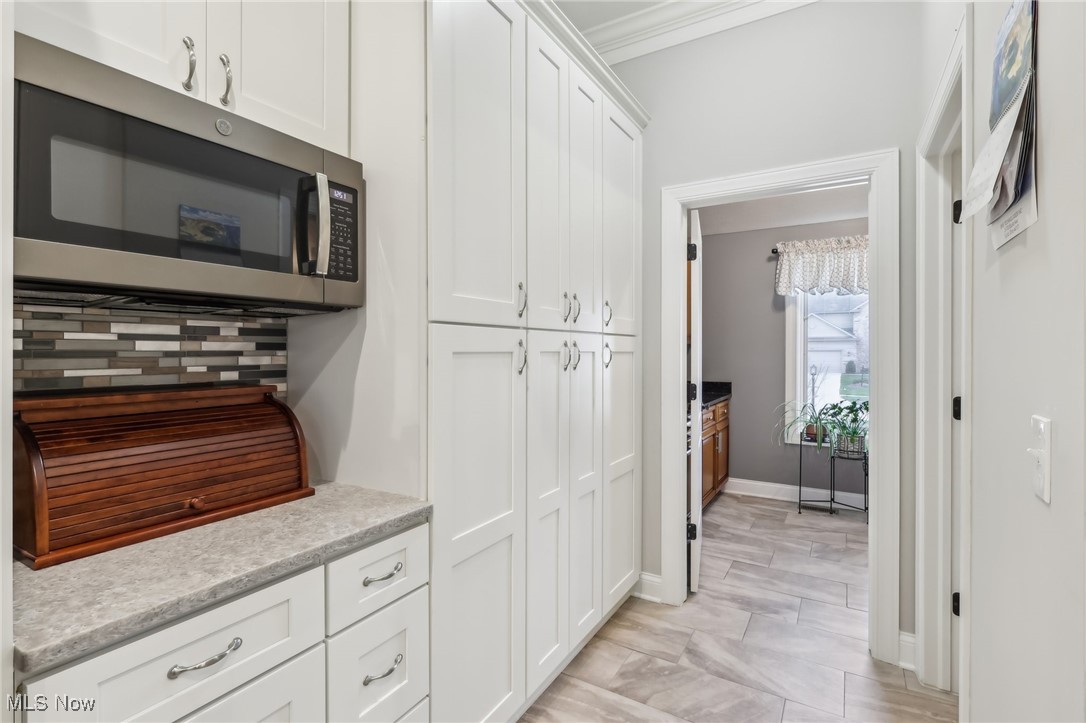 21200 Castlewood Drive Strongsville OH 44149