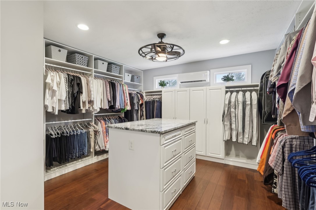 21200 Castlewood Drive Strongsville OH 44149