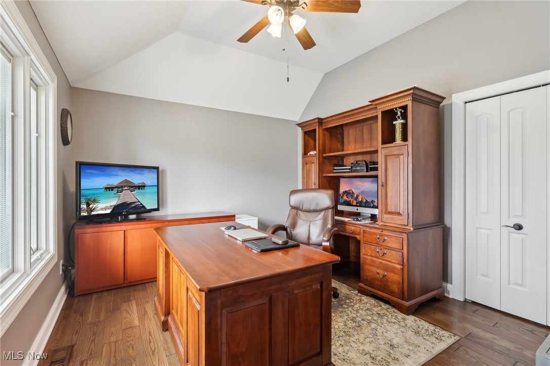 21200 Castlewood Drive Strongsville OH 44149