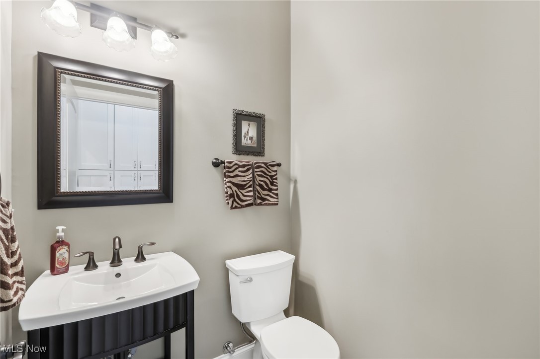 21200 Castlewood Drive Strongsville OH 44149