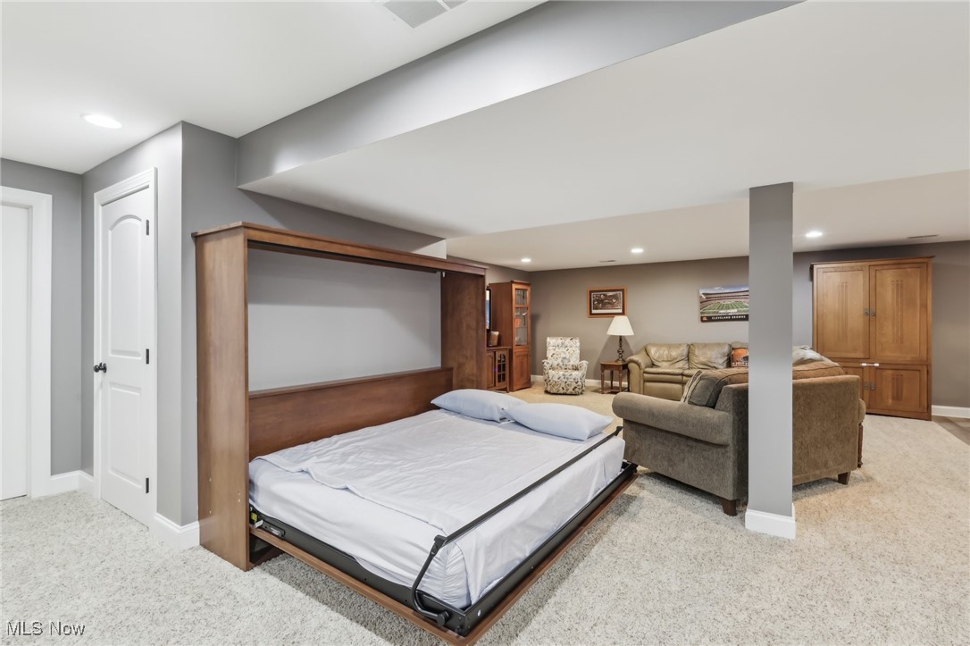 21200 Castlewood Drive Strongsville OH 44149