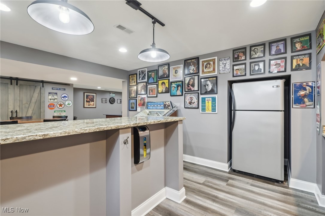 21200 Castlewood Drive Strongsville OH 44149