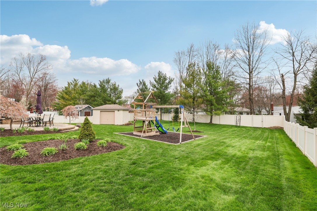 21200 Castlewood Drive Strongsville OH 44149