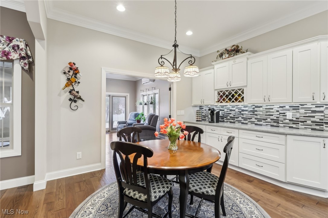 21200 Castlewood Drive Strongsville OH 44149