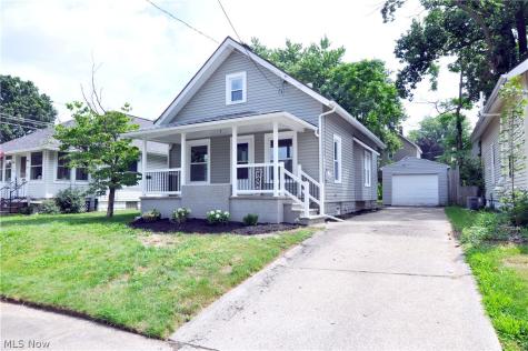 557 Wesleyan Avenue Barberton OH 44203