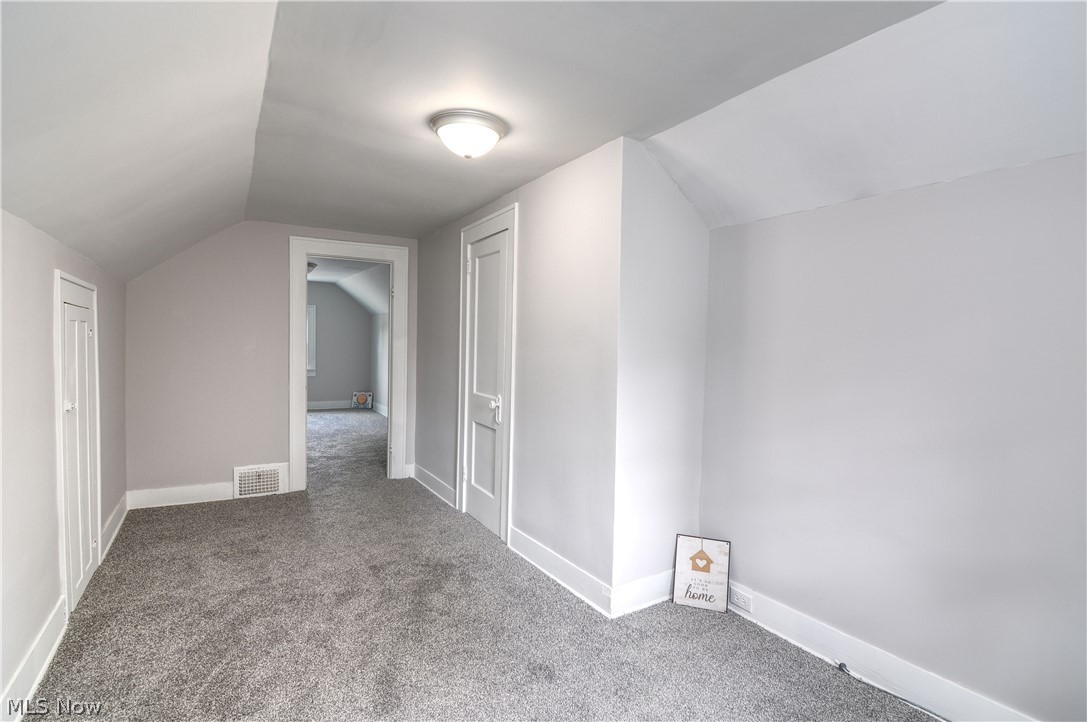 557 Wesleyan Avenue Barberton OH 44203