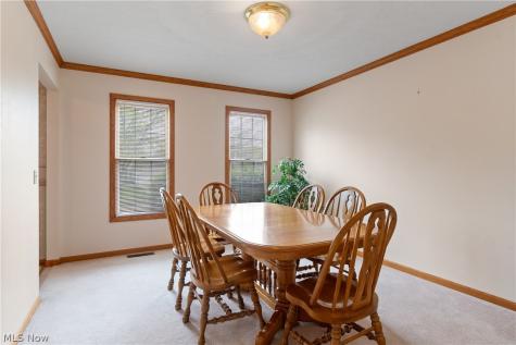 668 Oakcrest Drive Wadsworth OH 44281