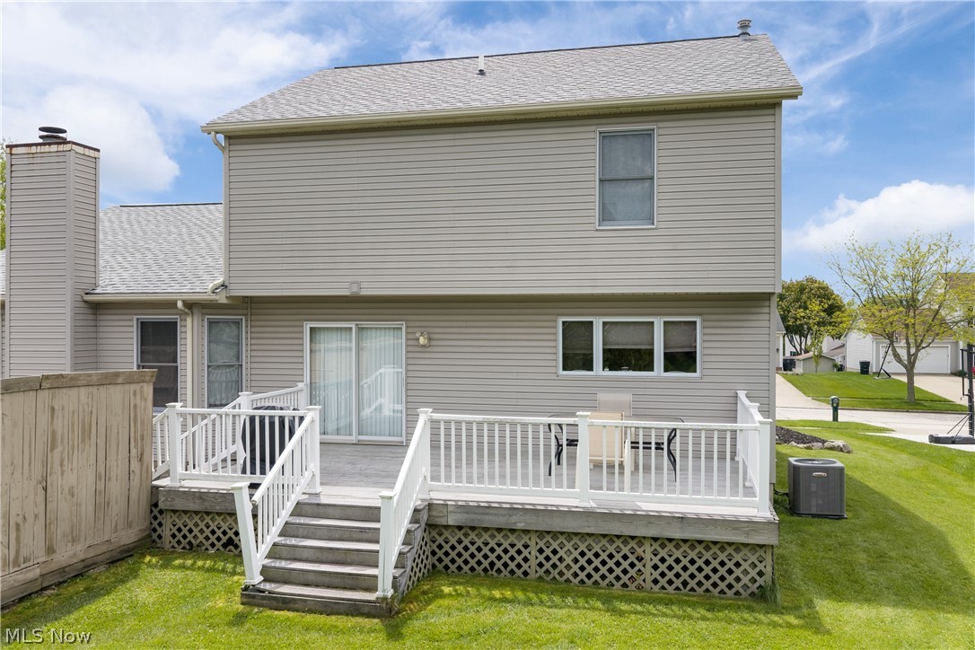 668 Oakcrest Drive Wadsworth OH 44281