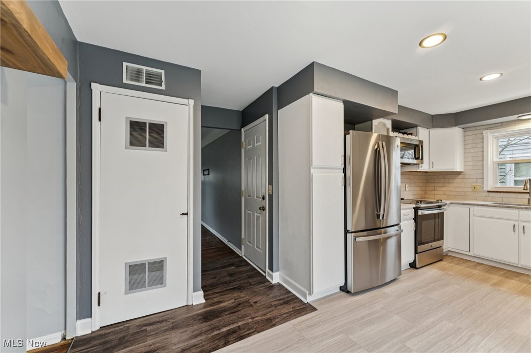 27871 Rexford Road Bay Village OH 44140