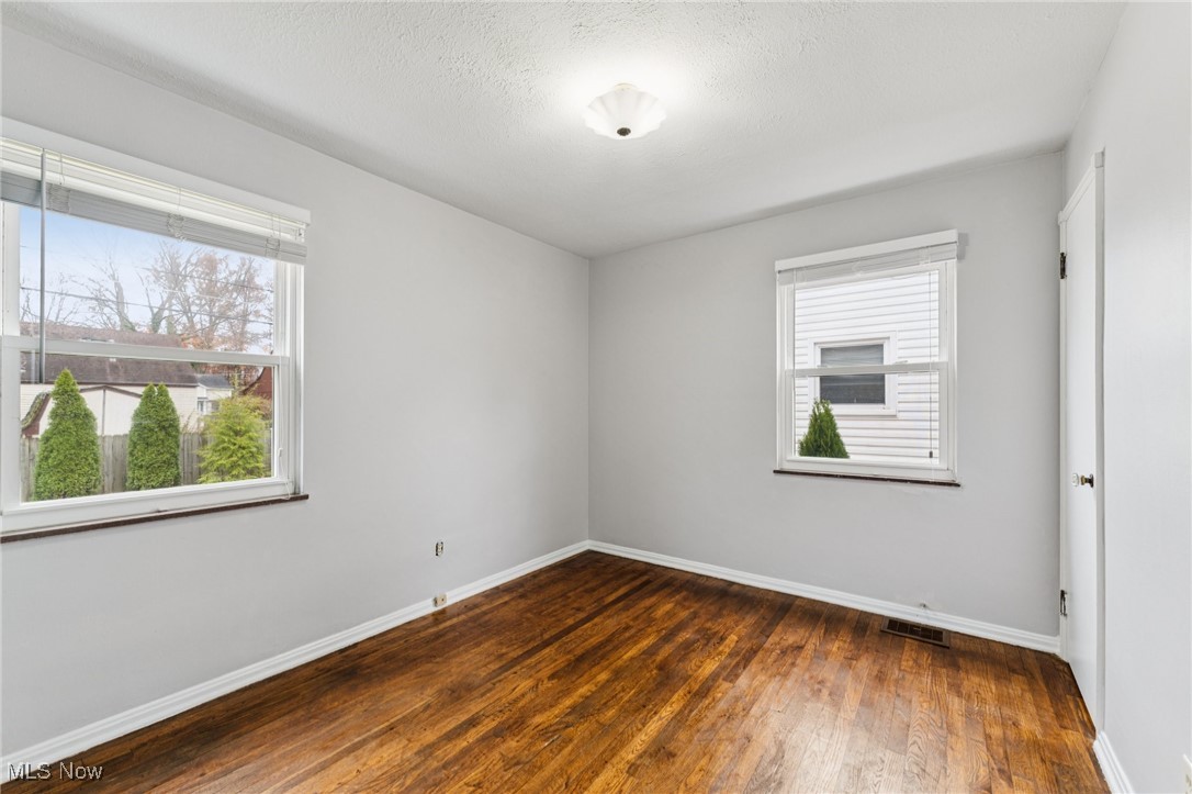 27871 Rexford Road Bay Village OH 44140