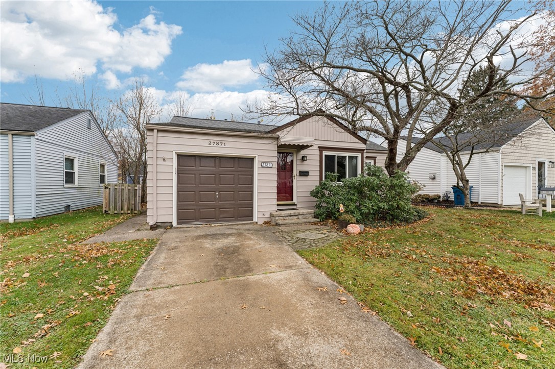 27871 Rexford Road Bay Village OH 44140