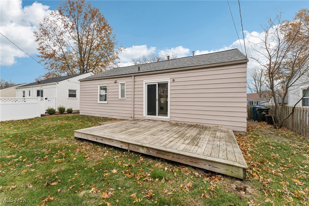 27871 Rexford Road Bay Village OH 44140