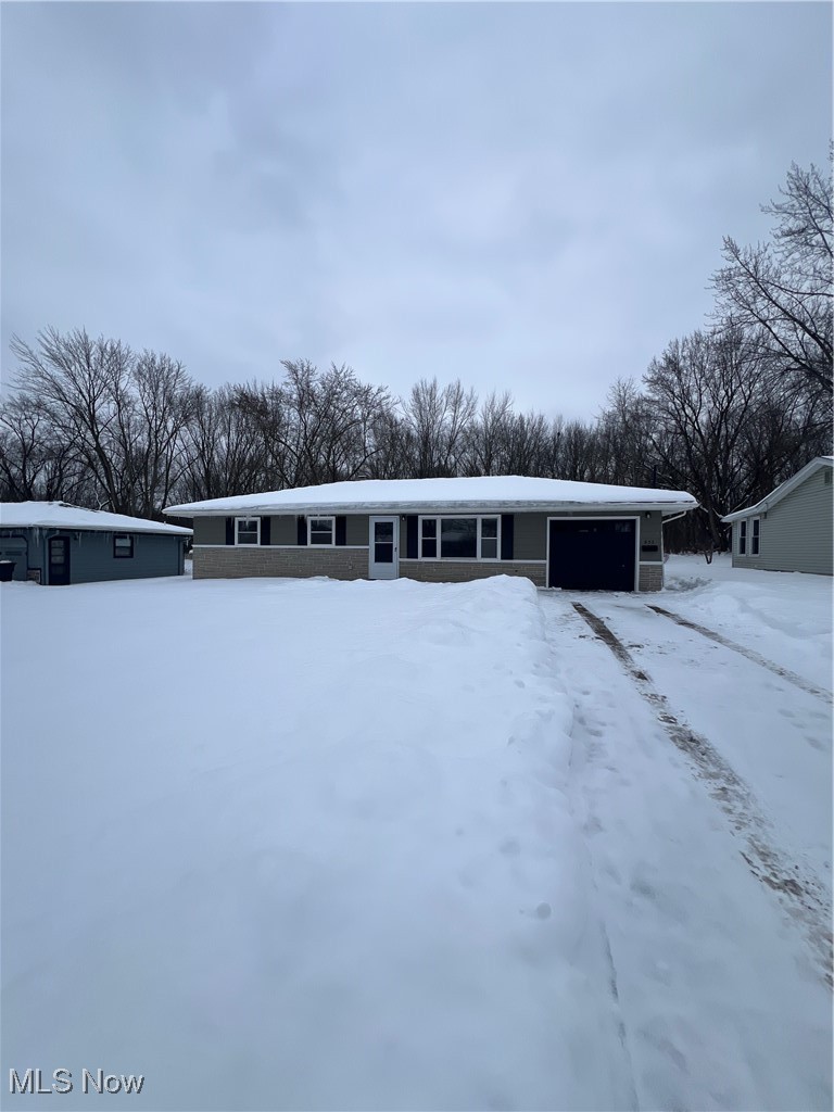653 Chapel Lane Campbell OH 44405