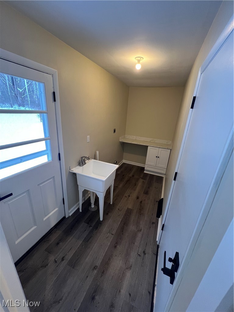 653 Chapel Lane Campbell OH 44405