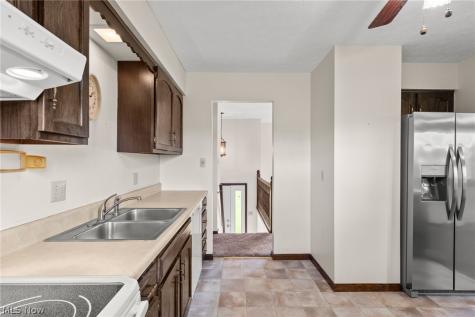 1901 Pleasant Valley Road Streetsboro OH 44241