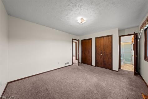 1901 Pleasant Valley Road Streetsboro OH 44241