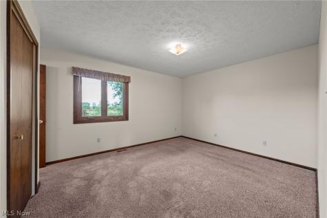 1901 Pleasant Valley Road Streetsboro OH 44241