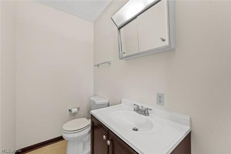 1901 Pleasant Valley Road Streetsboro OH 44241