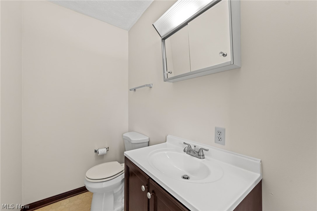 1901 Pleasant Valley Road Streetsboro OH 44241