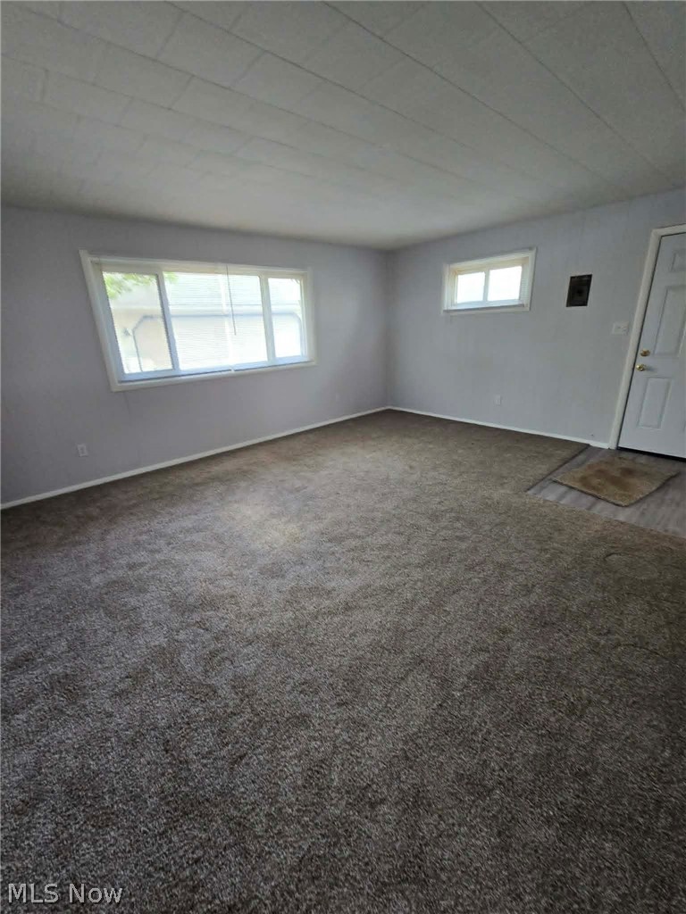 12812 Longmead Avenue Cleveland OH 44135