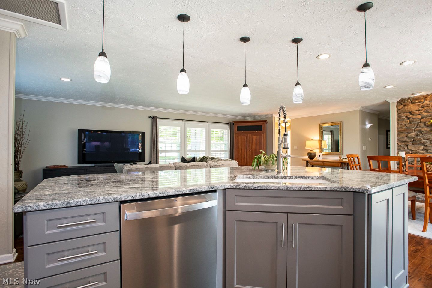 18377 Falling Water Road Strongsville OH 44136
