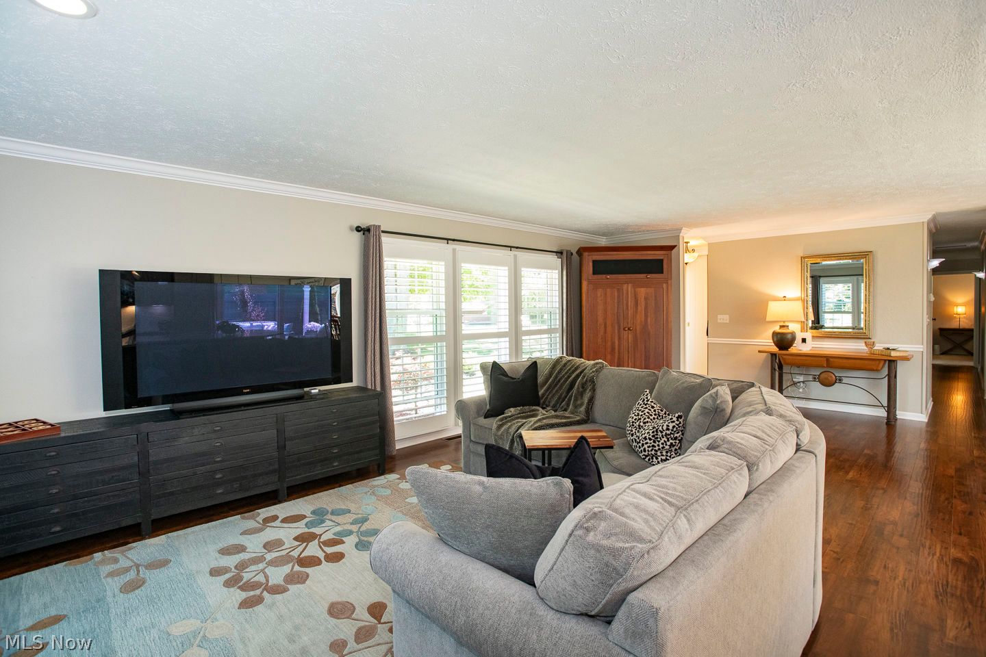18377 Falling Water Road Strongsville OH 44136