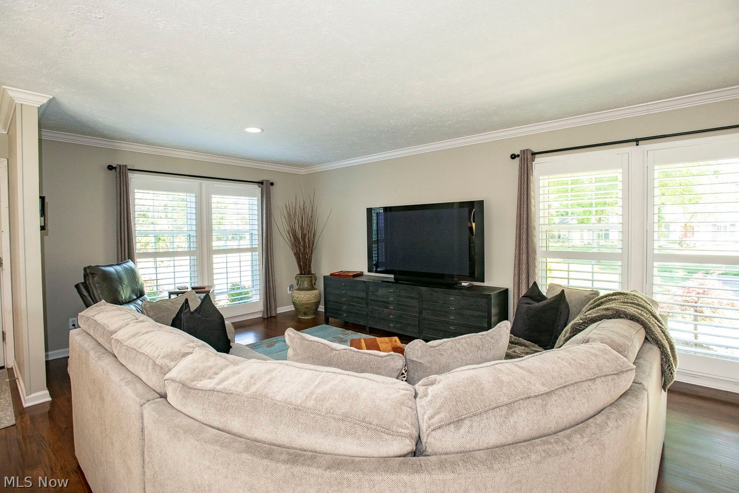 18377 Falling Water Road Strongsville OH 44136