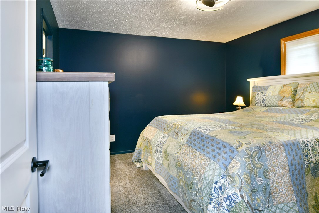 907 Center Street E Warren OH 44481