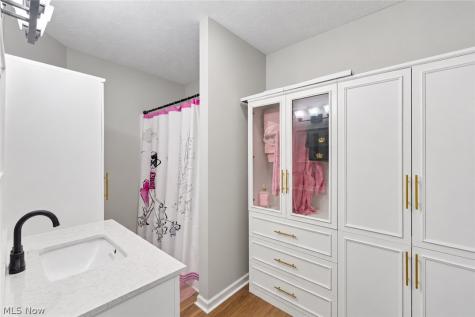1866 E 31st Street Lorain OH 44055