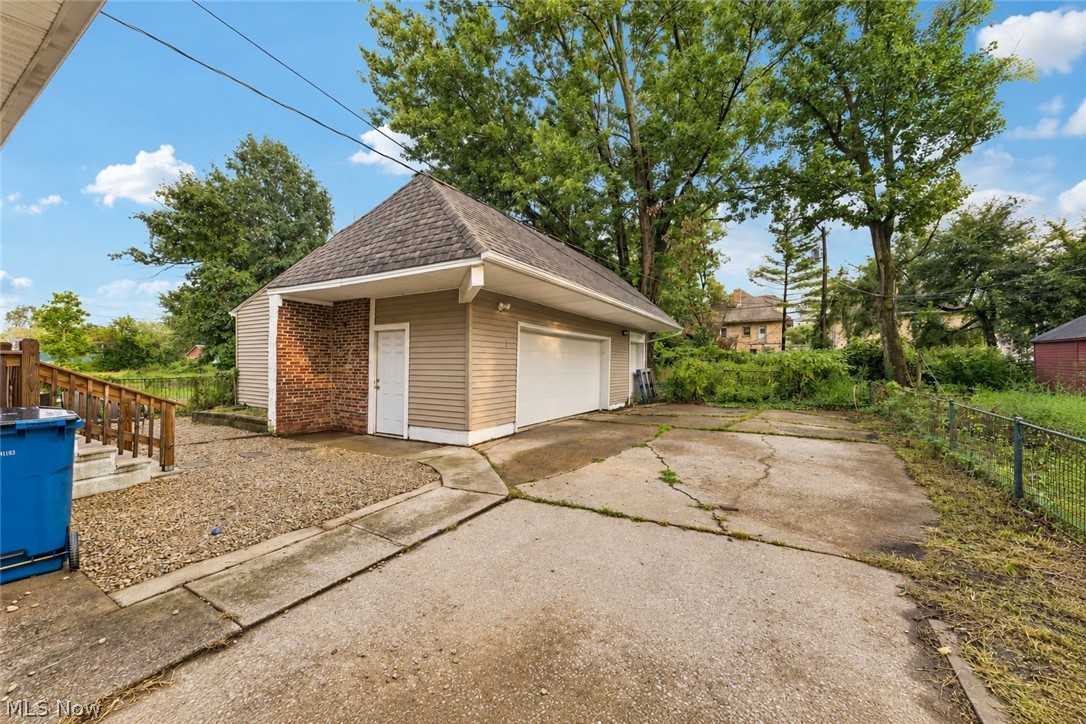 1866 E 31st Street Lorain OH 44055