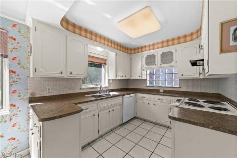 4450 Churchill Boulevard Cleveland OH 44118