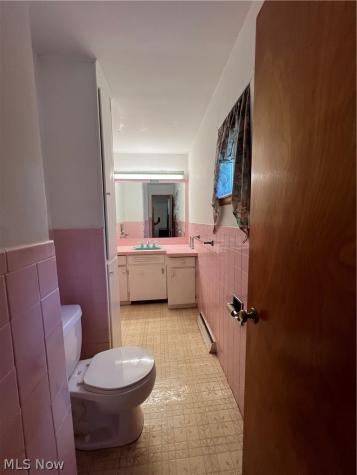 1559 Fairfax Road Akron OH 44313