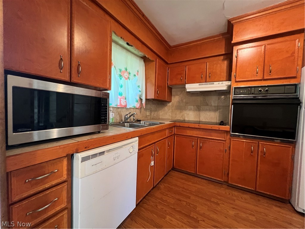1559 Fairfax Road Akron OH 44313