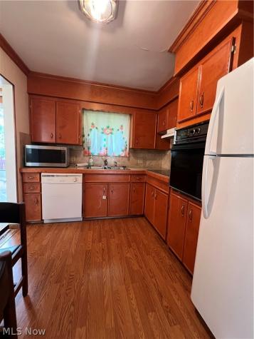 1559 Fairfax Road Akron OH 44313