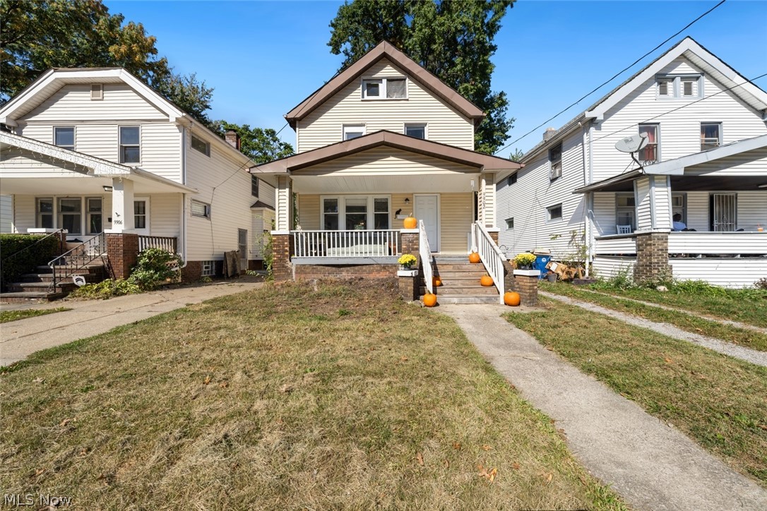 9902 Zimmer Avenue Cleveland OH 44102