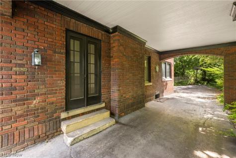 2573 Coventry Road Shaker Heights OH 44120