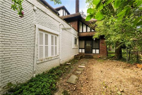 2573 Coventry Road Shaker Heights OH 44120
