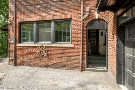 2573 Coventry Road Shaker Heights OH 44120