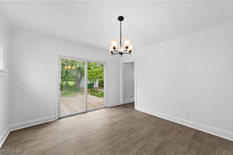 1409 Mayfield Ridge Road Mayfield Heights OH 44124