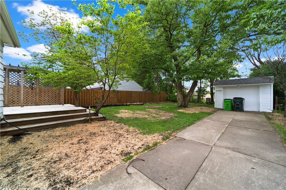1409 Mayfield Ridge Road Mayfield Heights OH 44124